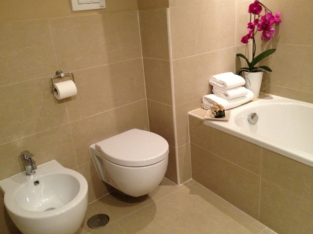 Cavour Forum Suites 로마 객실 사진