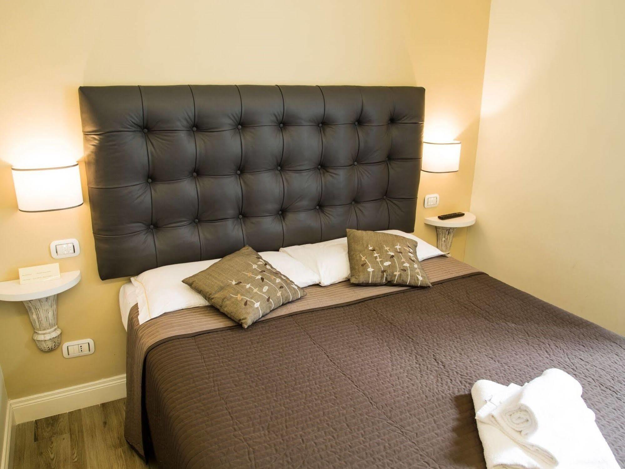 Cavour Forum Suites 로마 외부 사진
